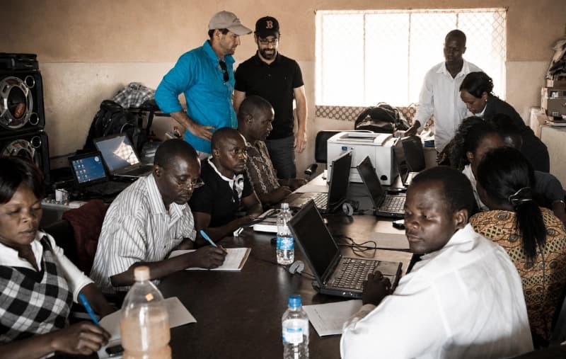Brad with the Dwankhozi Hope team in the computer lab he built in rural Zambia